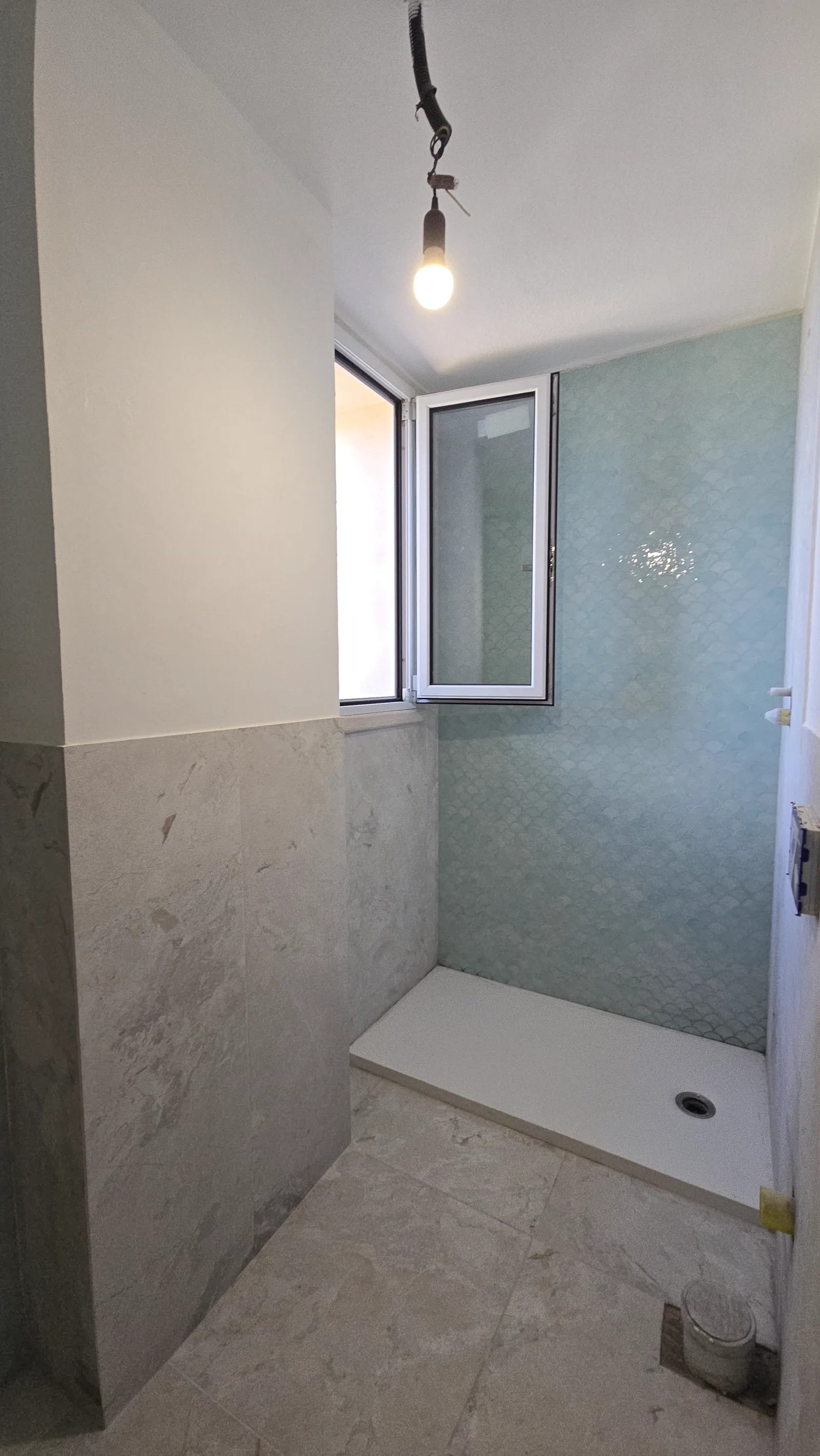 Bagno 2 Piano terra stato attuale - Villa Petra Gaeta